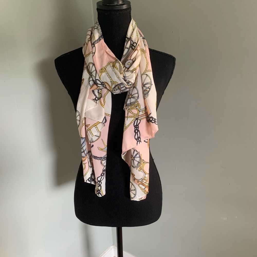 Fashionable Scarf